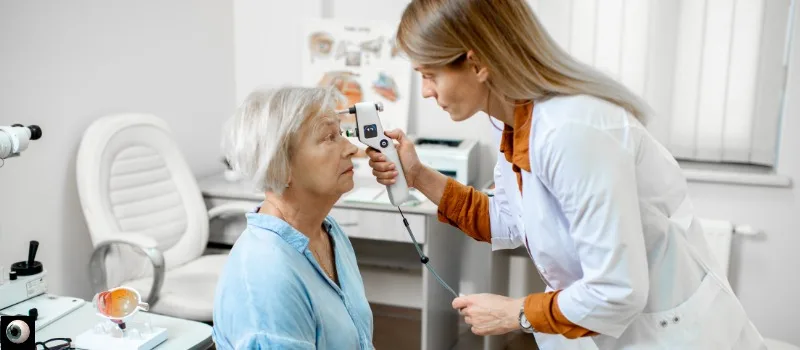 protect your eyesight with regular check up